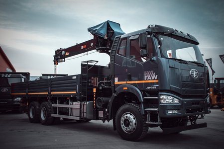 Большой манипулятор FAW 3250